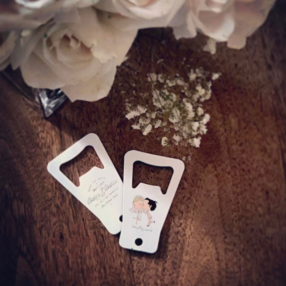 Ouvre-bouteille personnalisé, idée cadeau de mariage – impression durable à Montréal, Québec.